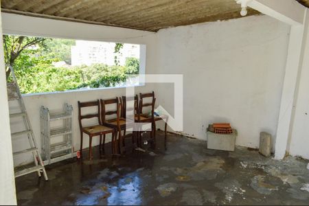 Casa à venda com 466m², 5 quartos e 8 vagasÁrea de Serviço