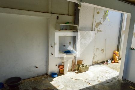 Casa à venda com 466m², 5 quartos e 8 vagasÁrea de Serviço