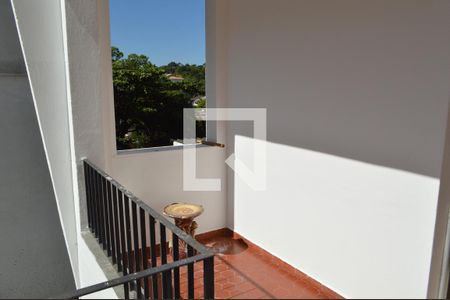 Casa à venda com 466m², 5 quartos e 8 vagasVaranda