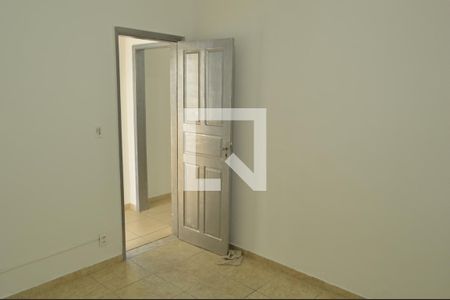 Casa à venda com 466m², 5 quartos e 8 vagasQuarto 2