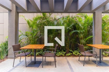 Studio à venda com 28m², 1 quarto e sem vagaSalão de Festas