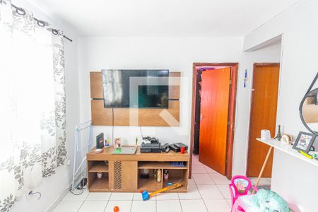 Sala de casa de condomínio para alugar com 2 quartos, 50m² em Irajá, Rio de Janeiro