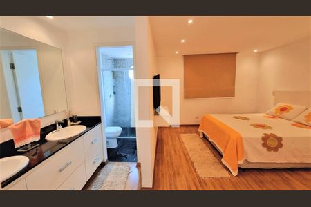 Casa à venda com 340m², 4 quartos e 2 vagasSuíte 1