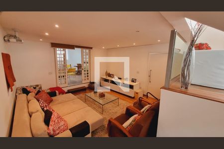 Casa à venda com 340m², 4 quartos e 2 vagasSala de Estar