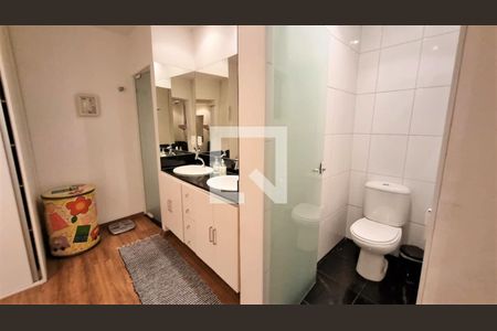 Casa à venda com 340m², 4 quartos e 2 vagasBanheiro Suíte Master