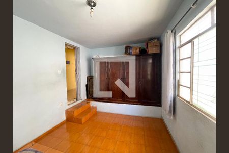Casa para alugar com 440m², 4 quartos e 5 vagasquarto 4