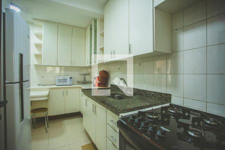 Apartamento para alugar com 107m², 3 quartos e 2 vagas Apartamento para alugar com 107m², 3 quartos e 2 vagasCozinha