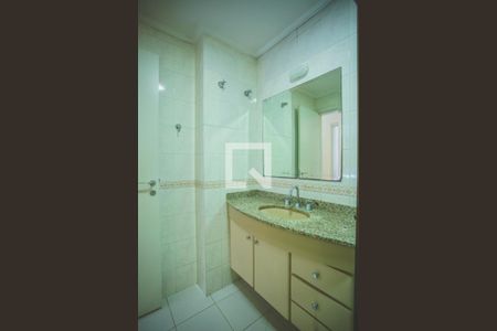 Apartamento para alugar com 107m², 3 quartos e 2 vagas Apartamento para alugar com 107m², 3 quartos e 2 vagasBanheiro 2