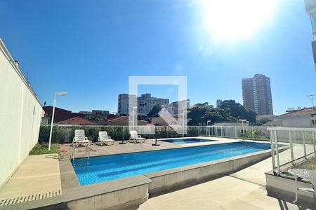 Apartamento à venda com 97m², 2 quartos e 4 vagasÁrea comum - Piscina