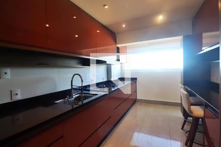Apartamento à venda com 97m², 2 quartos e 4 vagasCozinha