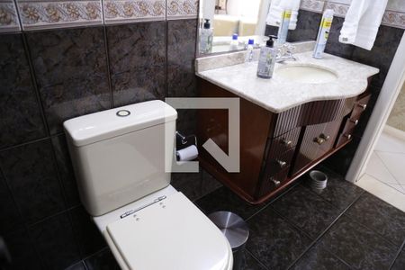 Casa à venda com 450m², 4 quartos e 4 vagasLavabo