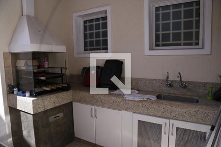 Casa à venda com 450m², 4 quartos e 4 vagasChurrasqueira