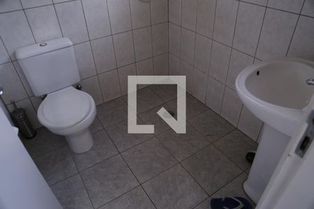 Casa à venda com 450m², 4 quartos e 4 vagasBanheiro de serviço