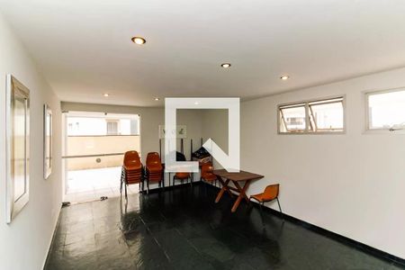 Apartamento à venda com 63m², 2 quartos e 1 vaga Apartamento à venda com 63m², 2 quartos e 1 vagaÁrea comum - Salão de festas