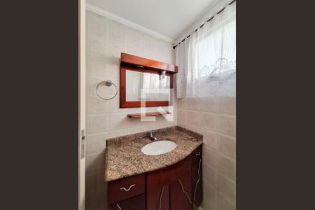 Apartamento à venda com 63m², 2 quartos e 1 vaga Apartamento à venda com 63m², 2 quartos e 1 vagaBanheiro