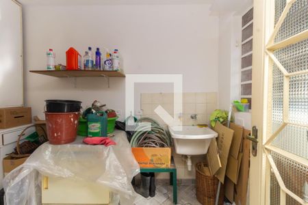 Casa à venda com 200m², 4 quartos e 2 vagasLavanderia