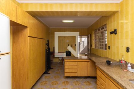 Casa à venda com 200m², 4 quartos e 2 vagasCozinha 