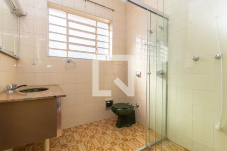 Casa à venda com 200m², 4 quartos e 2 vagasBanheiro da Suíte 1