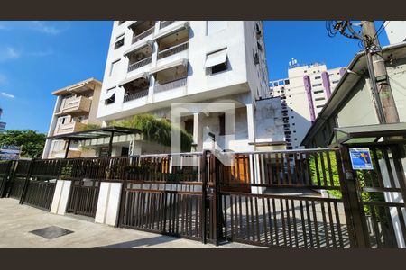 Apartamento para alugar com 152m², 2 quartos e 2 vagas Apartamento para alugar com 152m², 2 quartos e 2 vagasVista da Rua