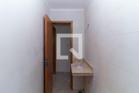 Banheiro de apartamento para alugar com 1 quarto, 30m² em Parque Independencia, São Paulo