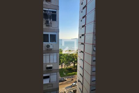 Vista da Sala de apartamento para alugar com 3 quartos, 70m² em Aparecida, Santos