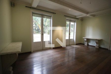Sala 1 de casa para alugar com 4 quartos, 749m² em Jardim Everest, São Paulo