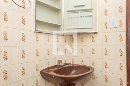 Casa à venda com 168m², 2 quartos e 1 vagaBanheiro