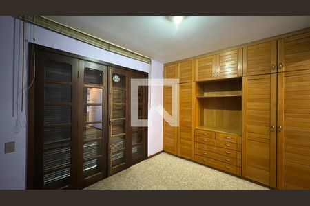 Casa de condomínio para alugar com 430m², 5 quartos e 7 vagas Casa de condomínio para alugar com 430m², 5 quartos e 7 vagasQuarto 2