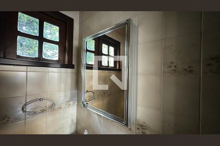 Casa de condomínio para alugar com 430m², 5 quartos e 7 vagas Casa de condomínio para alugar com 430m², 5 quartos e 7 vagasÁrea de serviço