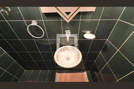 Casa de condomínio para alugar com 430m², 5 quartos e 7 vagas Casa de condomínio para alugar com 430m², 5 quartos e 7 vagasBanheiro 1