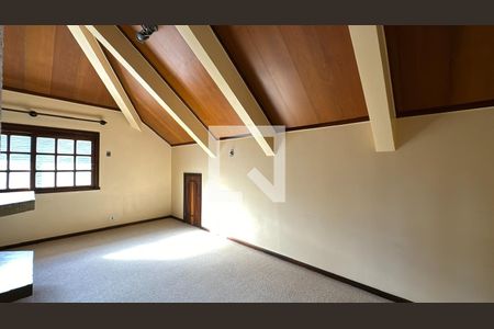 Casa de condomínio para alugar com 430m², 5 quartos e 7 vagas Casa de condomínio para alugar com 430m², 5 quartos e 7 vagasSala 2° piso