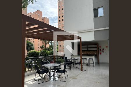 Apartamento para alugar com 37m², 2 quartos e sem vagaÁrea comum - Espaço comum da piscina