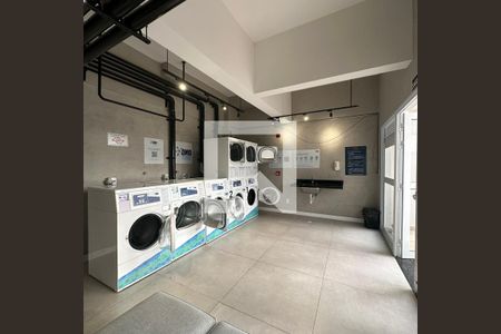 Apartamento para alugar com 37m², 2 quartos e sem vagaÁrea comum - Lavanderia 