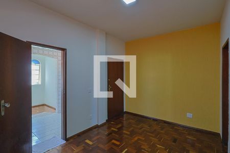 Sala de apartamento para alugar com 2 quartos, 86m² em Sagrada Família, Belo Horizonte