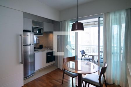 Sala/Cozinha de apartamento para alugar com 1 quarto, 40m² em Bela Vista, São Paulo