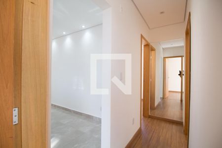 Corredor de apartamento à venda com 3 quartos, 92m² em Colégio Batista, Belo Horizonte