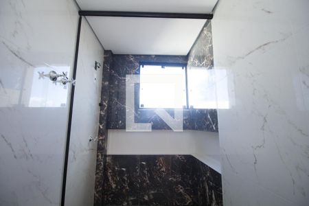 Apartamento à venda com 92m², 3 quartos e 1 vaga Apartamento à venda com 92m², 3 quartos e 1 vagaBanheiro da Suíte