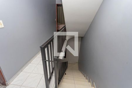 Hall da escada  de casa à venda com 4 quartos, 130m² em Vila Padre Anchieta, Diadema
