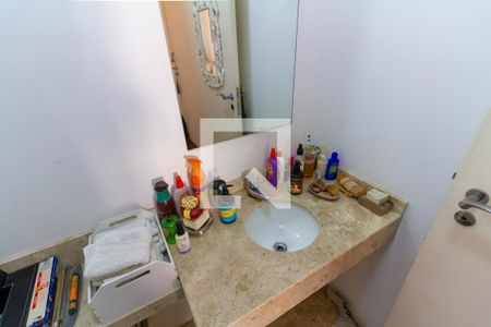 Apartamento à venda com 220m², 4 quartos e 4 vagasLavabo