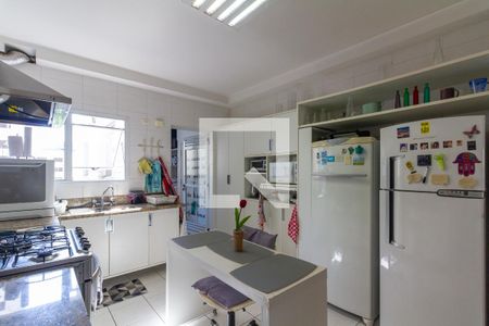 Apartamento à venda com 220m², 4 quartos e 4 vagasCozinha