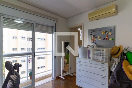 Apartamento à venda com 220m², 4 quartos e 4 vagasQuarto 2 - Suíte