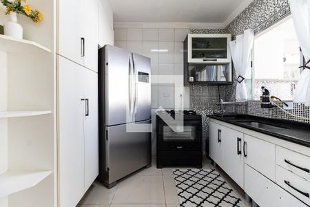 Casa à venda com 100m², 3 quartos e 1 vaga Casa à venda com 100m², 3 quartos e 1 vagaCozinha