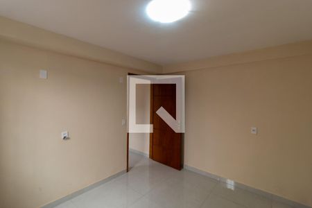 Quarto 1 de casa para alugar com 2 quartos, 150m² em Vila do Castelo, São Paulo