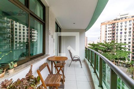 Varanda de apartamento à venda com 3 quartos, 85m² em Santa Rosa, Niterói