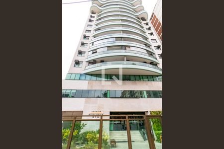 Apartamento à venda com 85m², 3 quartos e 1 vaga Apartamento à venda com 85m², 3 quartos e 1 vagaFachada