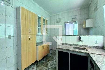 Casa para alugar com 70m², 2 quartos e 1 vagaCozinha 