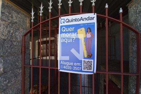 Casa para alugar com 70m², 2 quartos e 1 vagaPlaca Instalada 