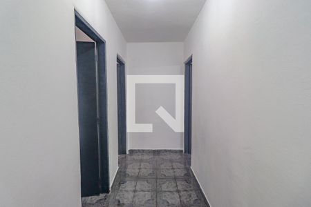 Corredor de casa para alugar com 2 quartos, 160m² em Jardim República, São Paulo