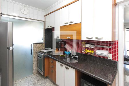 Apartamento à venda com 84m², 2 quartos e 2 vagasCozinha