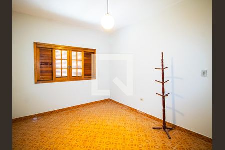 Quarto 2 de casa para alugar com 2 quartos, 70m² em Vila Medeiros, São Paulo